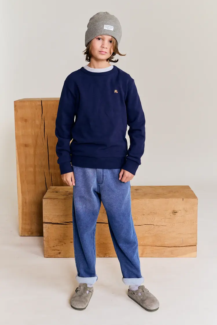 Ao76 AO 62H TRUI CLASSIC NAVY 000799