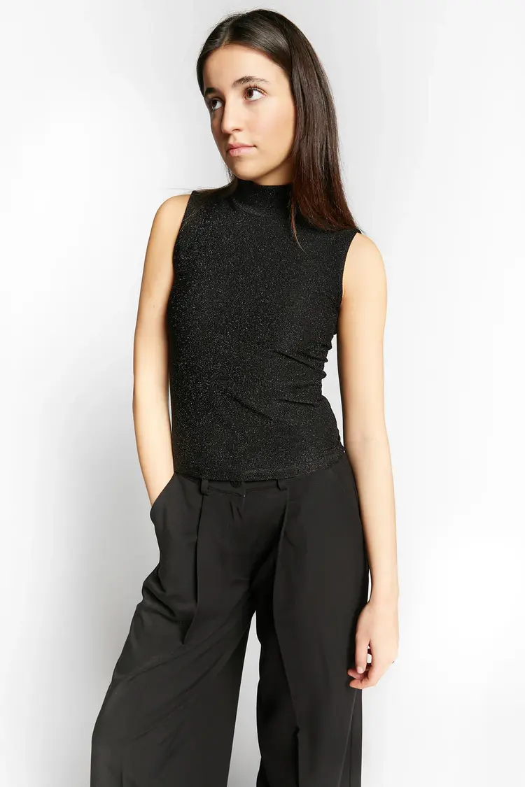 Indee INDEE 62H WANNA BLACK TOP