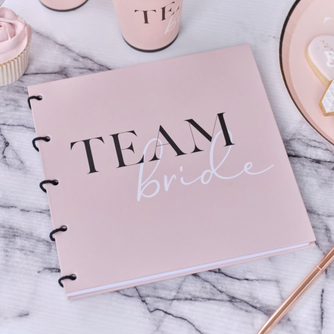 Ginger Ray  Team bride gastenboek roze