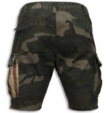 Bread & Buttons Casual Shorts Men - Slim Fit Camouflage Shorts - Green