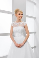 Brautbolero zum Brautkleid aus Spitze