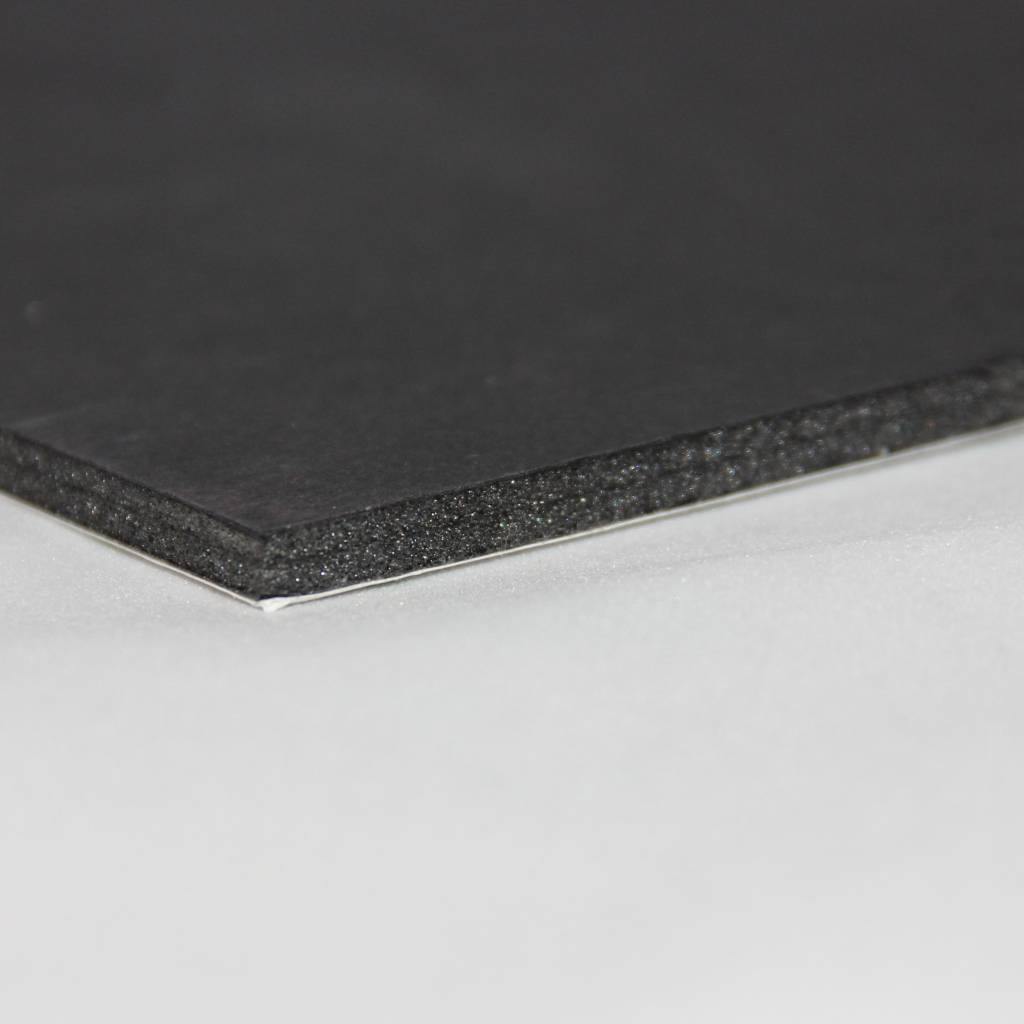 Cartón Pluma Adhesivo 100x70 5mm.