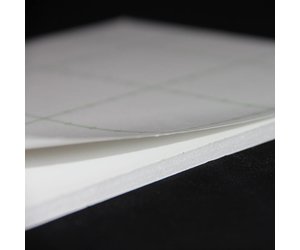 Cartón pluma adhesivo 10mm (25x35cm)