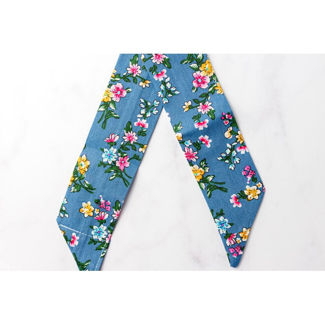 Comfort Cool koelsjaal Denim Freesia (blauw/bloem)