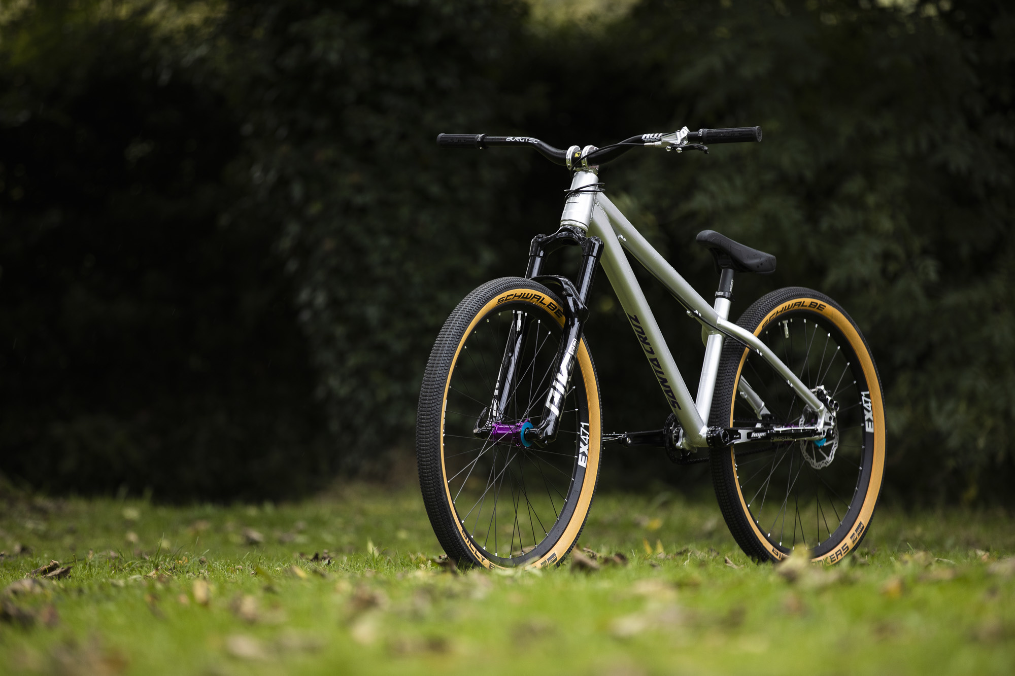 Blog - Santa Cruz Jackal custom build - 18 Bikes Ltd