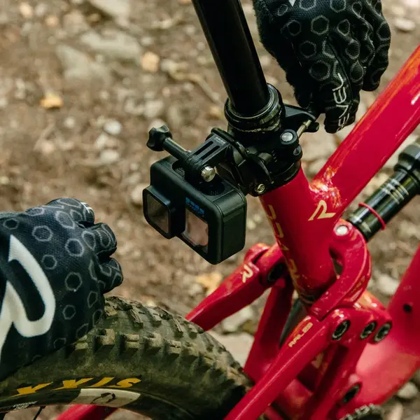GoPro GoPro Handlebar / Seatpost / Pole Mount