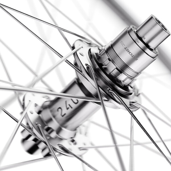 DT Swiss 2026 DT Swiss FR1500 LIMITED EDITION Wheelset (29", Boost, XD, 6 bolt, Silver)
