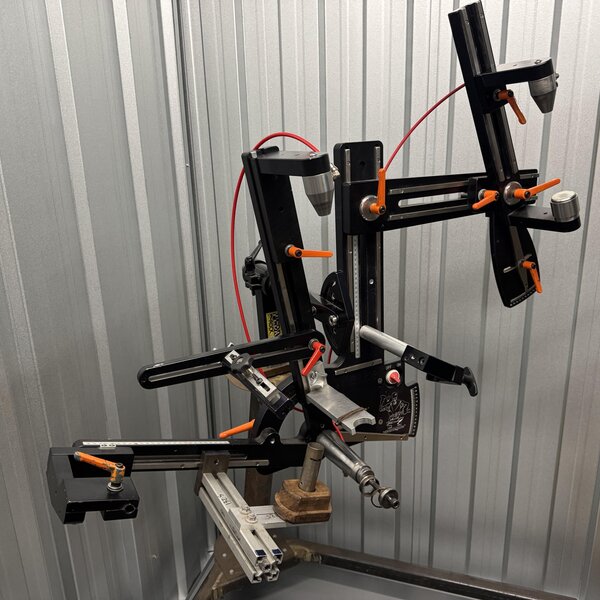 USED Anvil Bike Works Journeyman 2 Jig