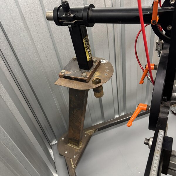 USED Anvil Bike Works Journeyman 2 Jig