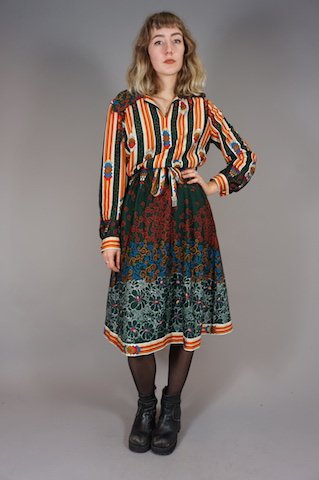 70er Art Deco Kleid