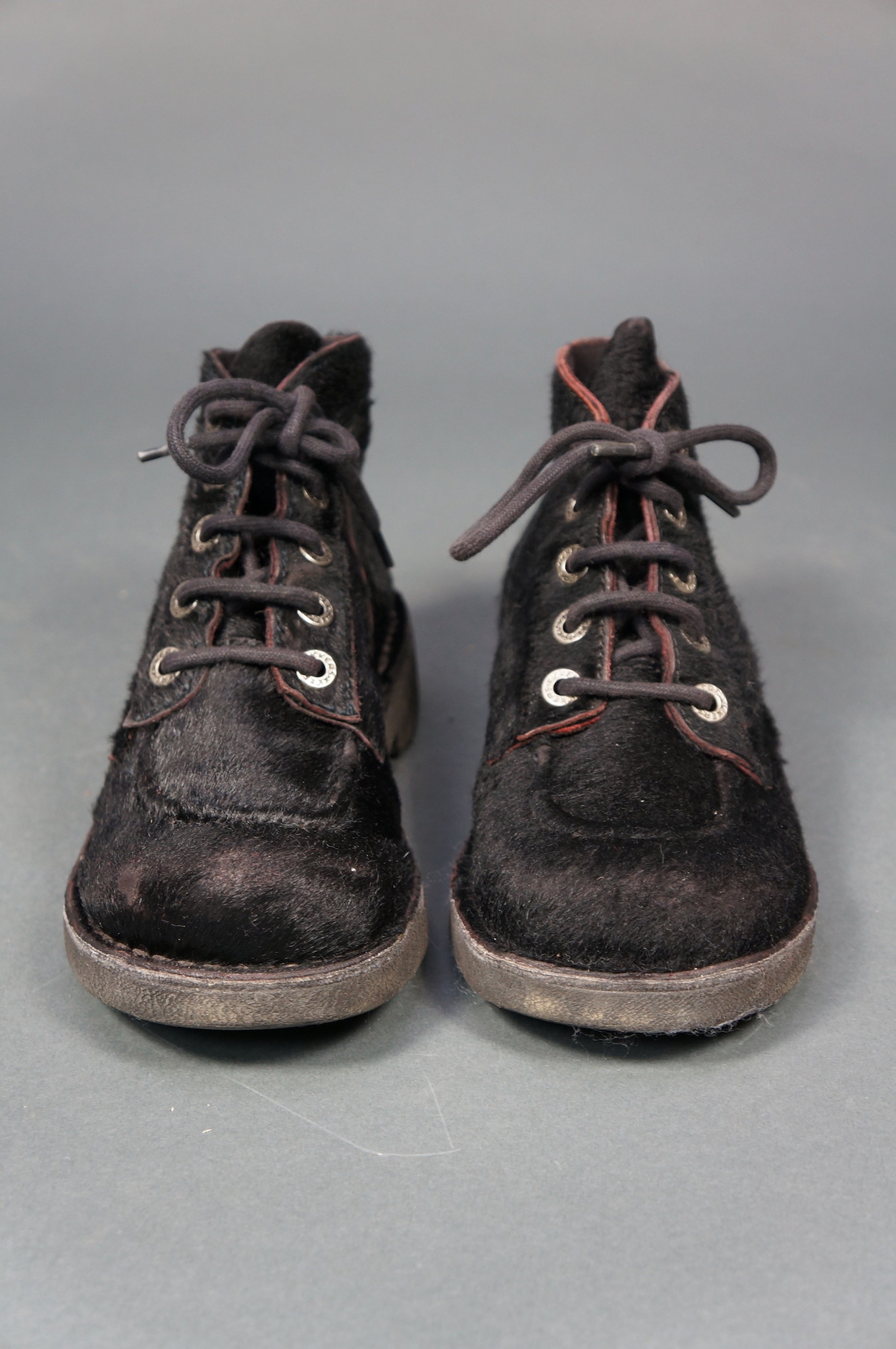 Kickers Schnürschuhe mit Fell