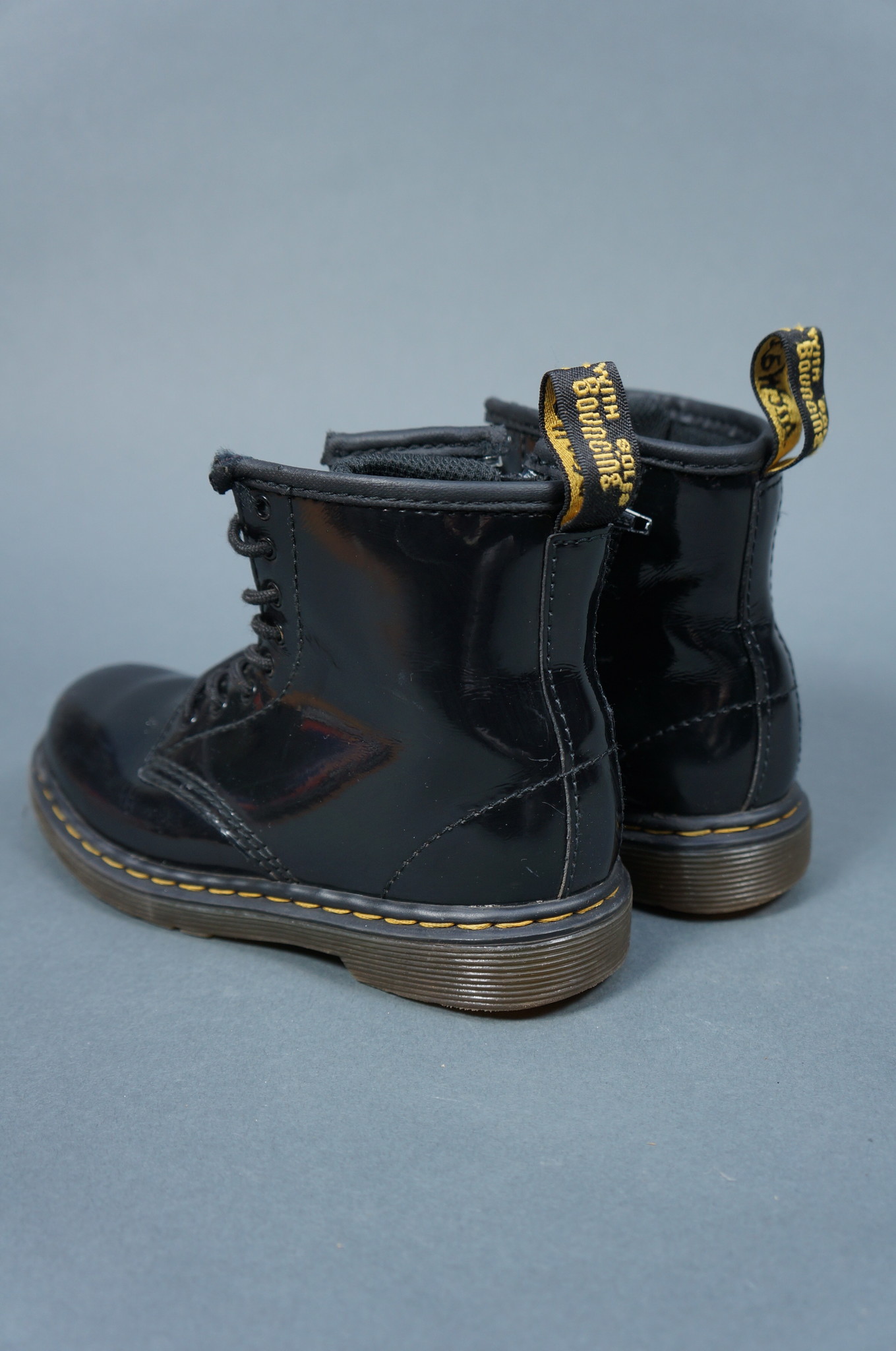 Dr. Martens Kids