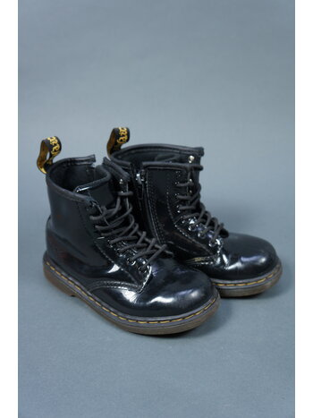 Dr. Martens Kids