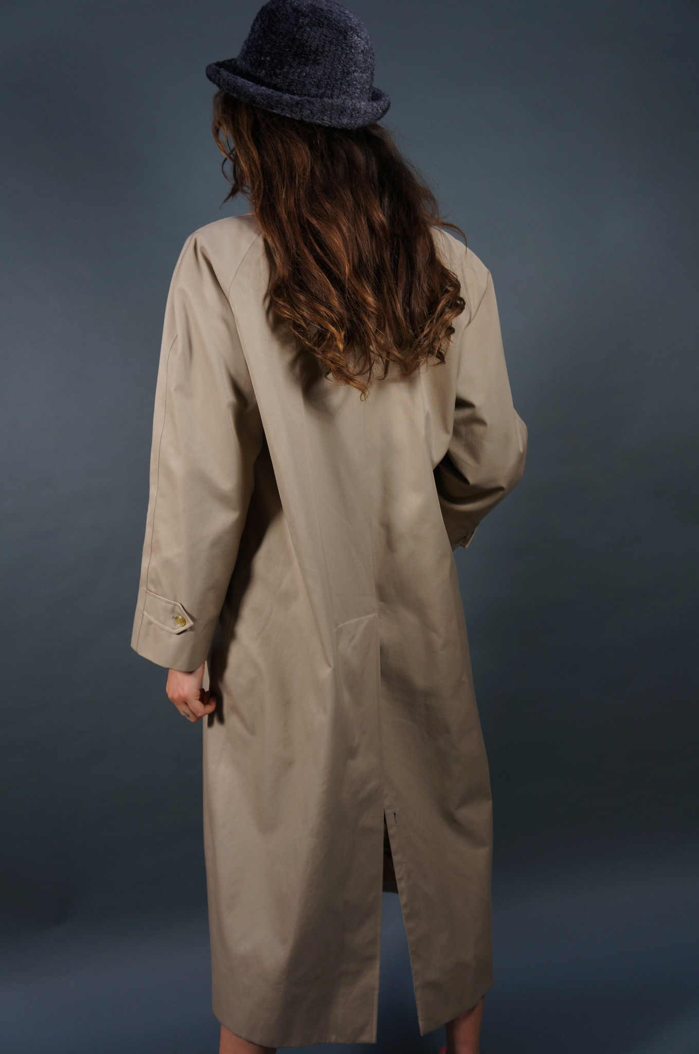 Burberry Beige Trench Coat — L / 126 cm