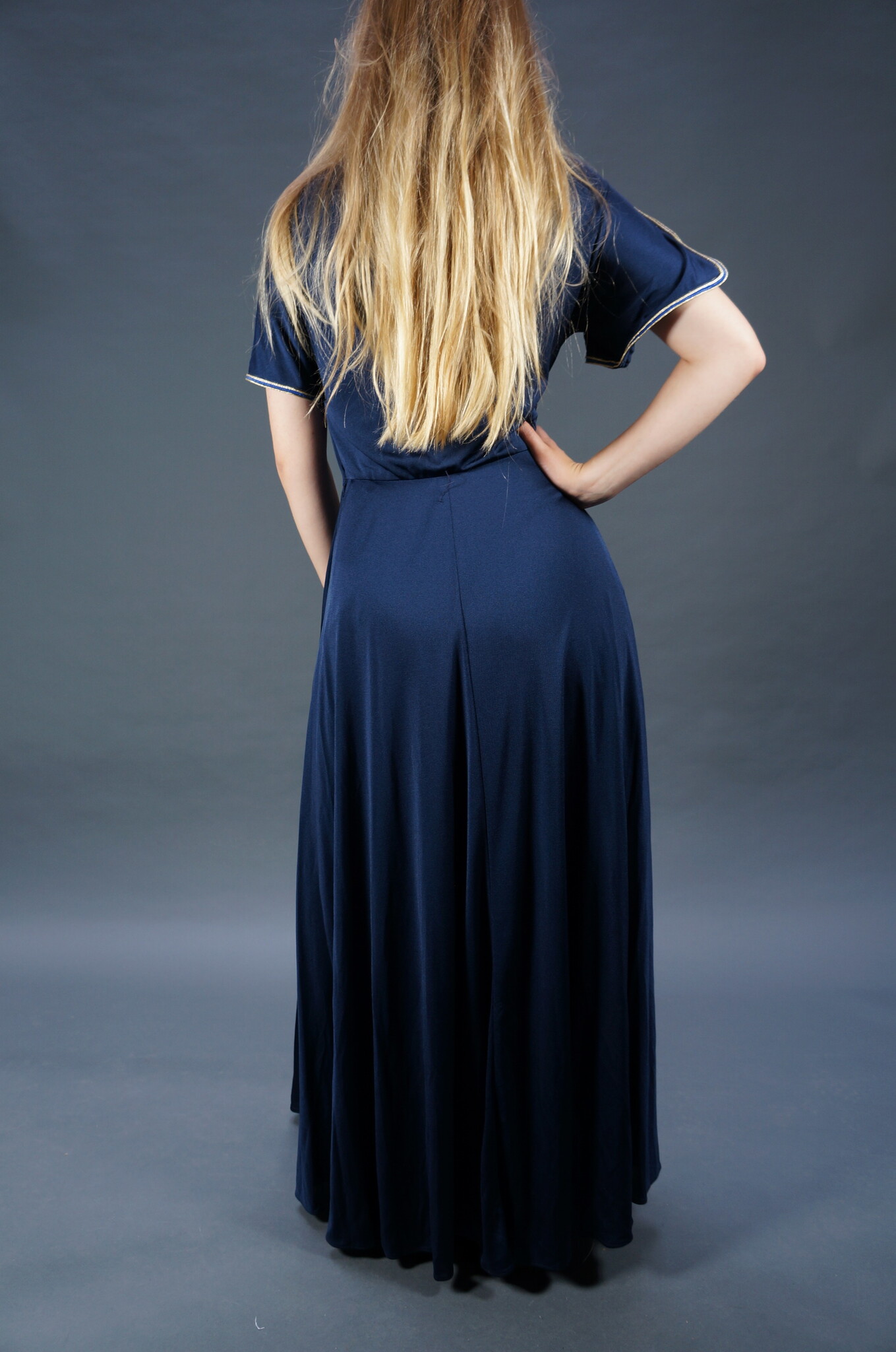 Louis Feraud Maxi Midnight Kleid