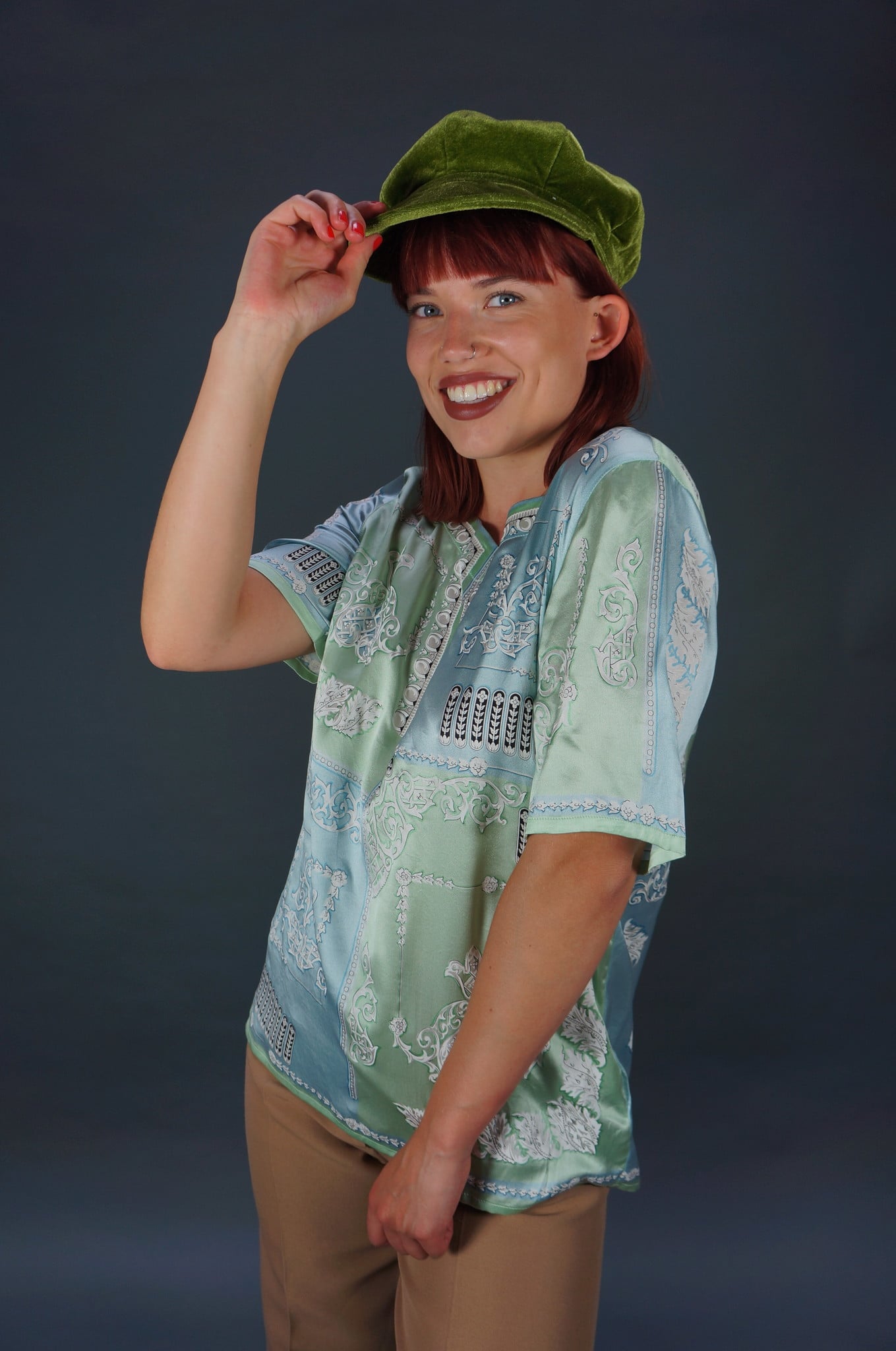 Escada Seidenbluse — Mint / Hellblau / Schwarz / Weiß