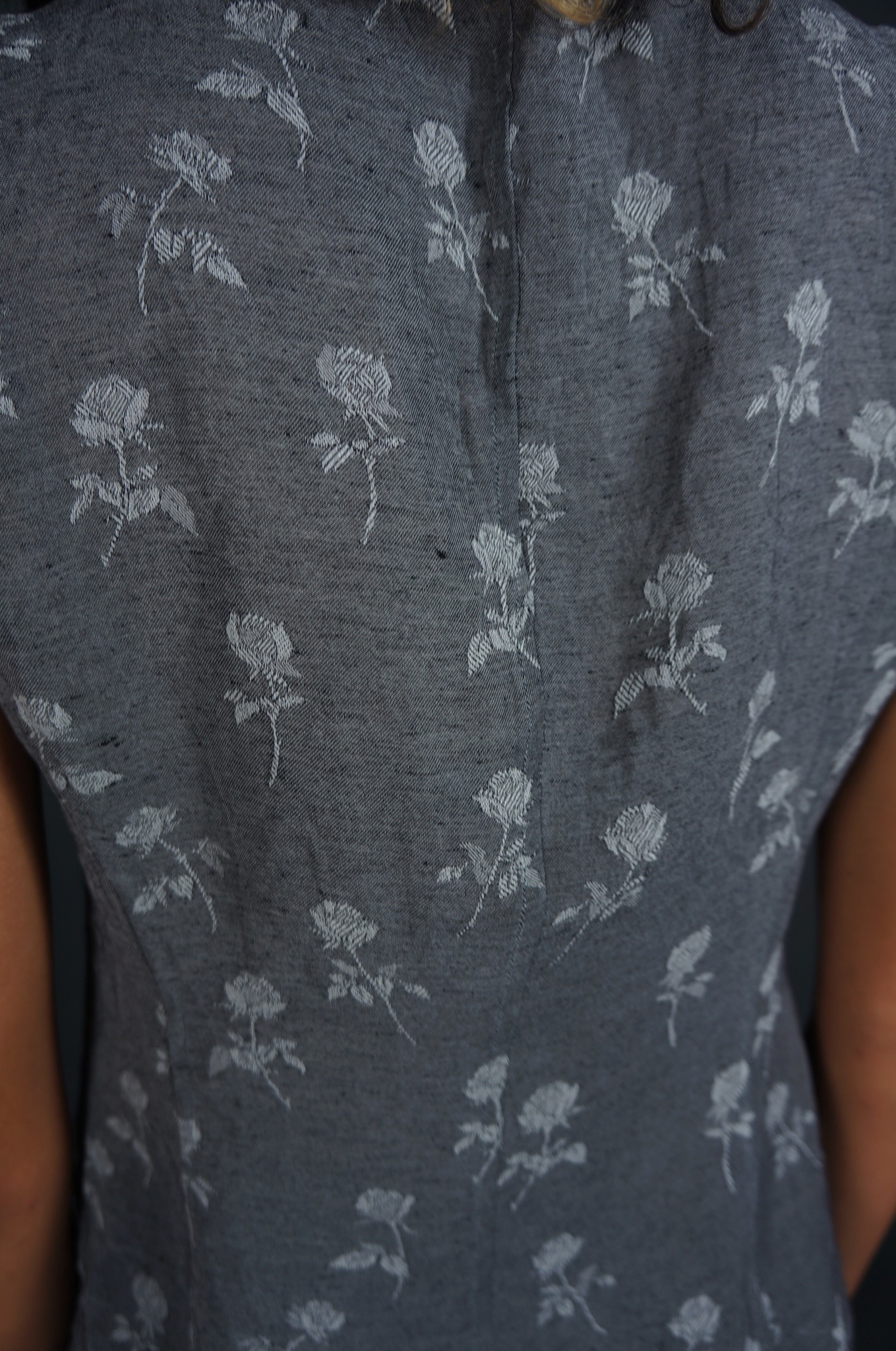 Escada Seidenbluse — Grau / Weiß