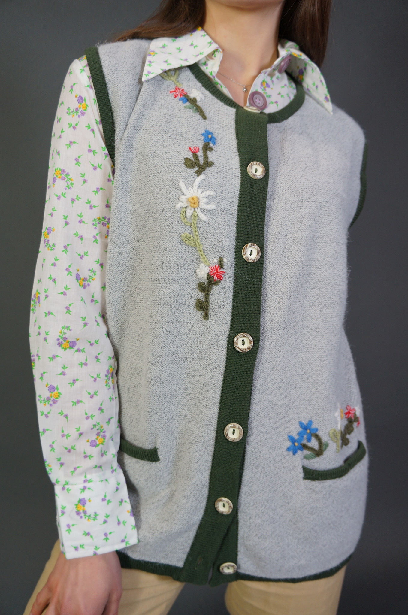 Austrian Cardigan Emma