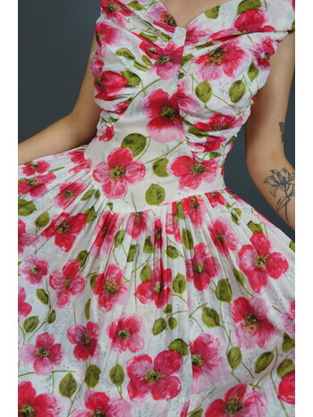 50's Off-Shoulder Flower Dress
