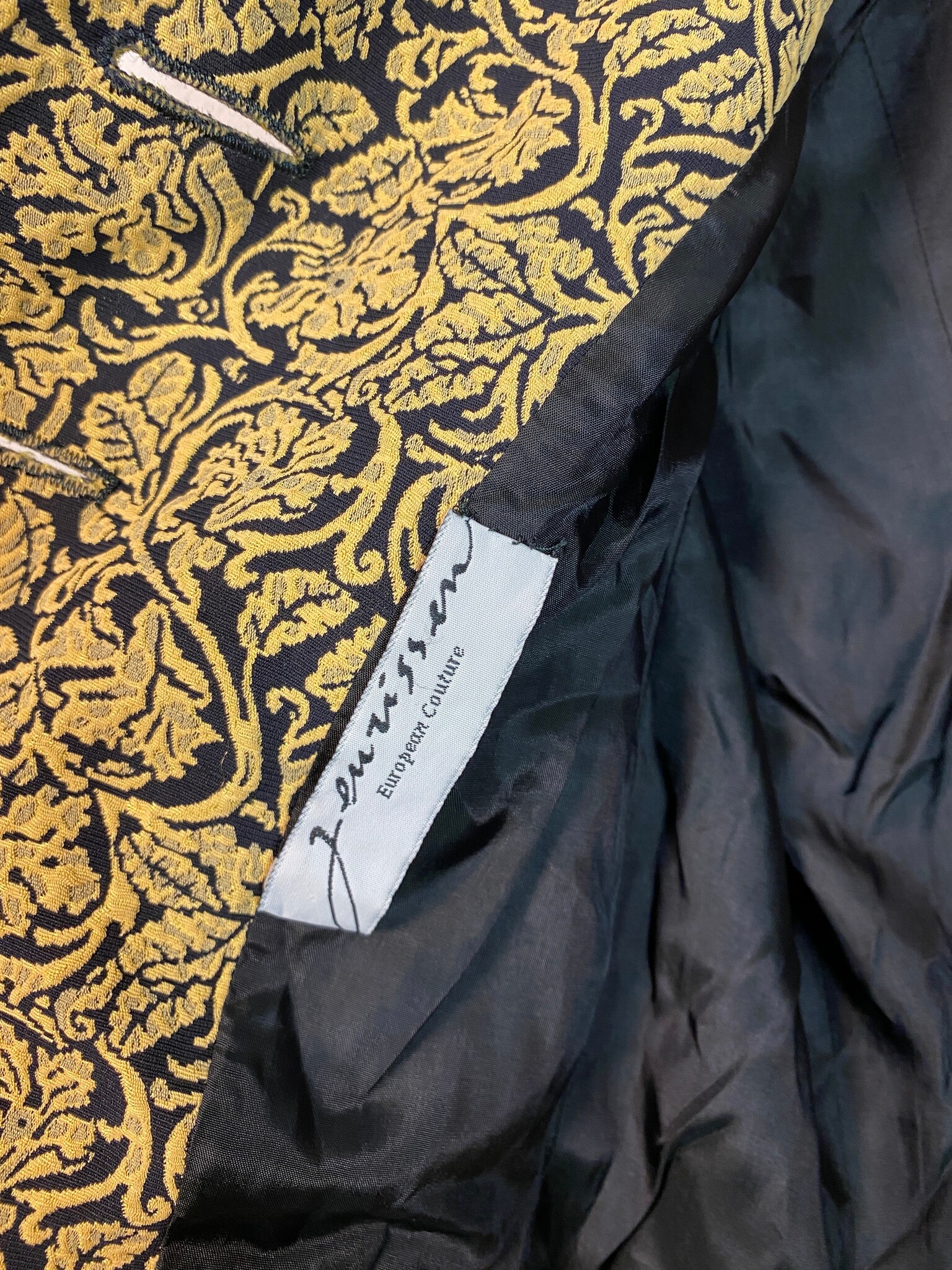 Christian Lacroix jasje jacquard geel zwart maat 38