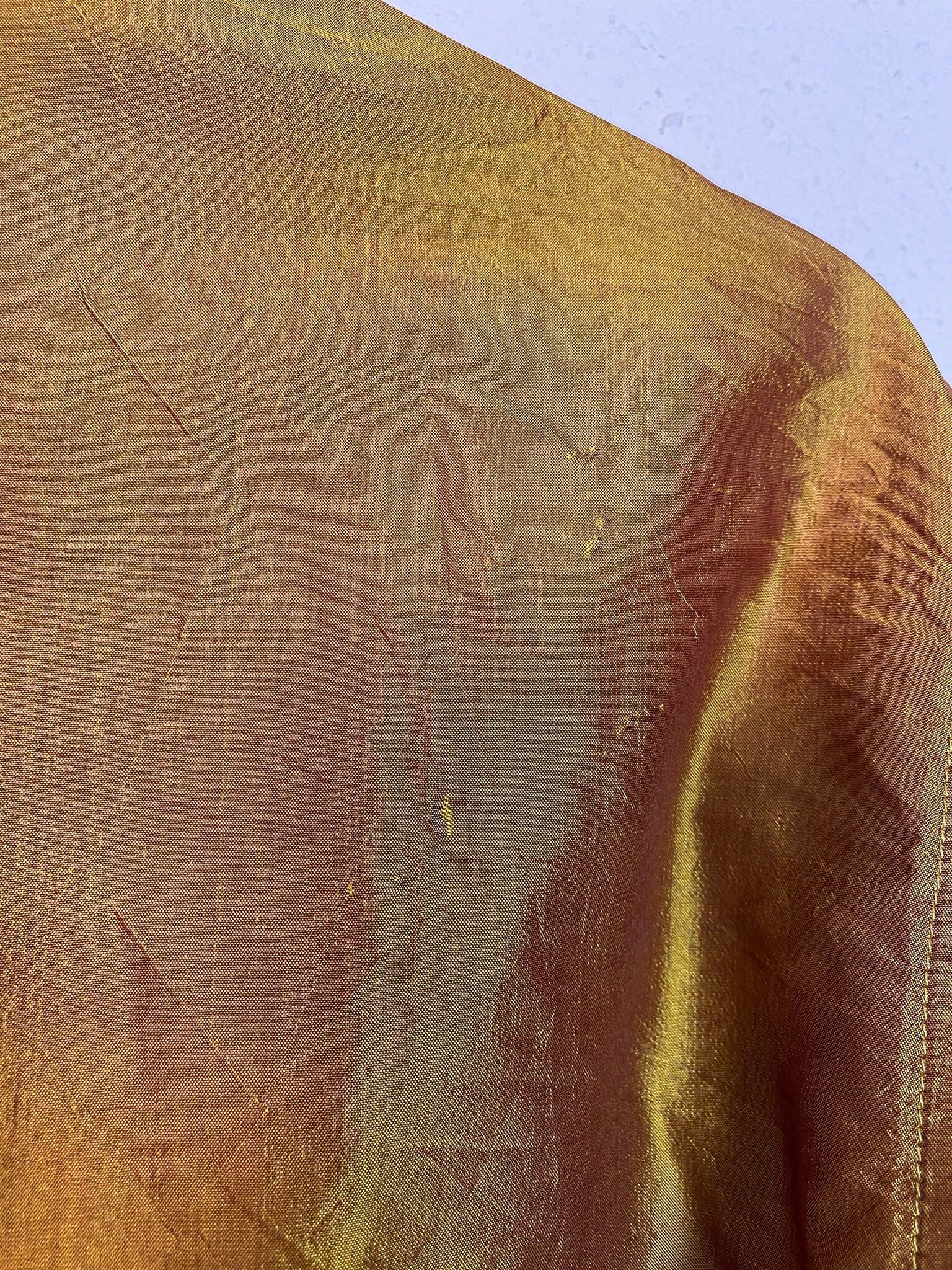 Etro zijden blouse iriserend goud, maatlabel 42