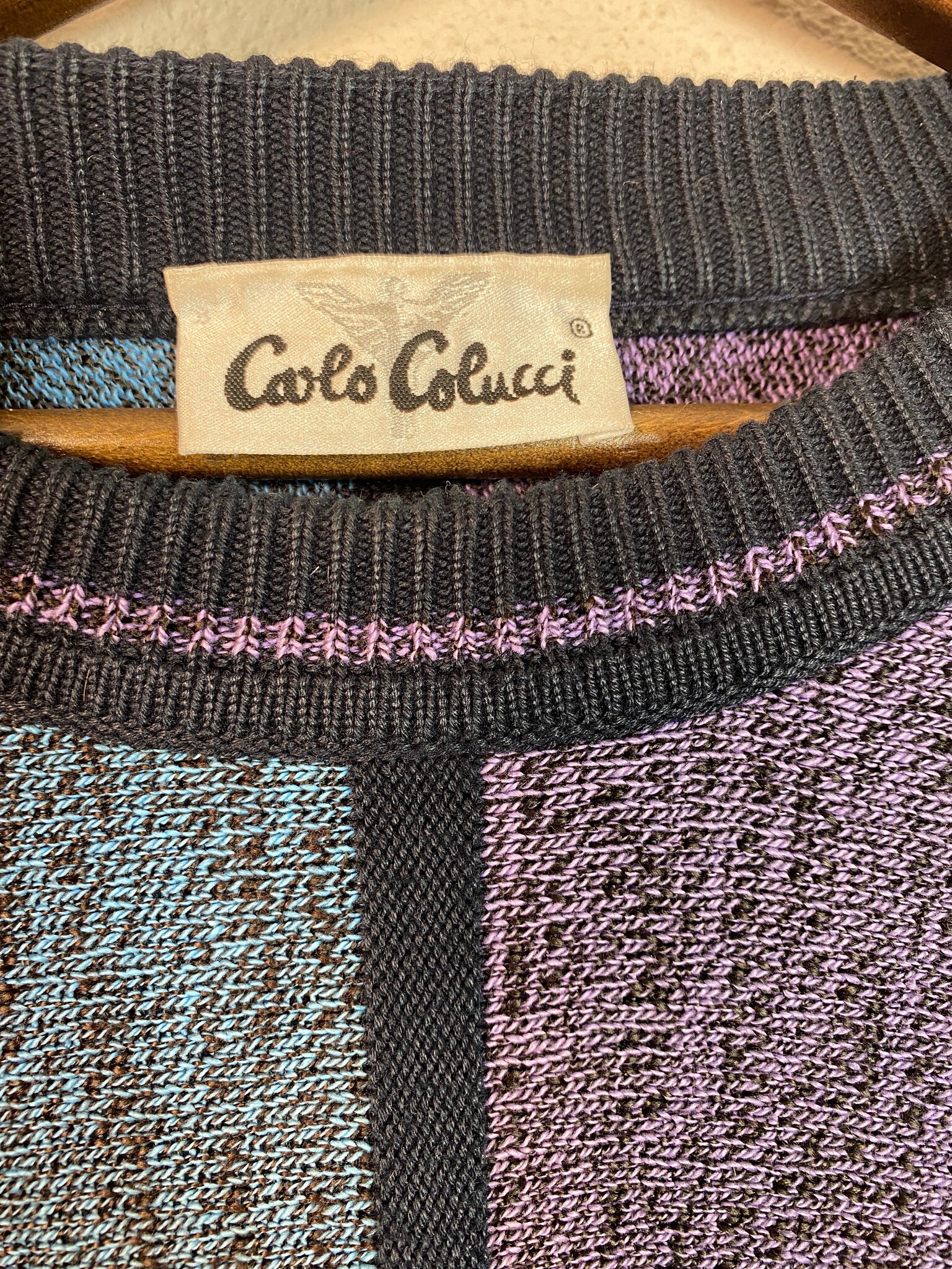 Carlo Colucci gebreide trui verticale kleurstrepen