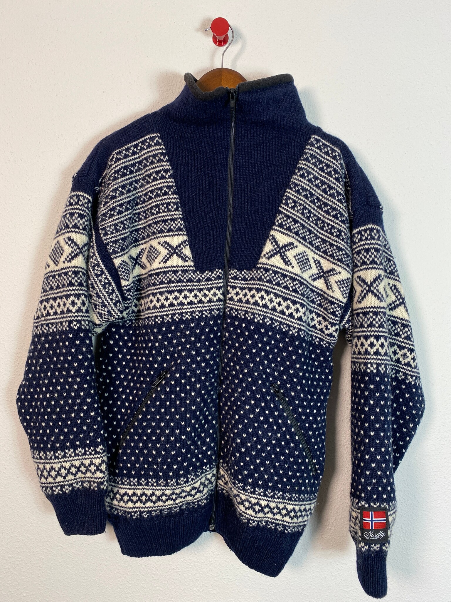 Nordlys of Norway wollen vest Noors patroon marineblauw