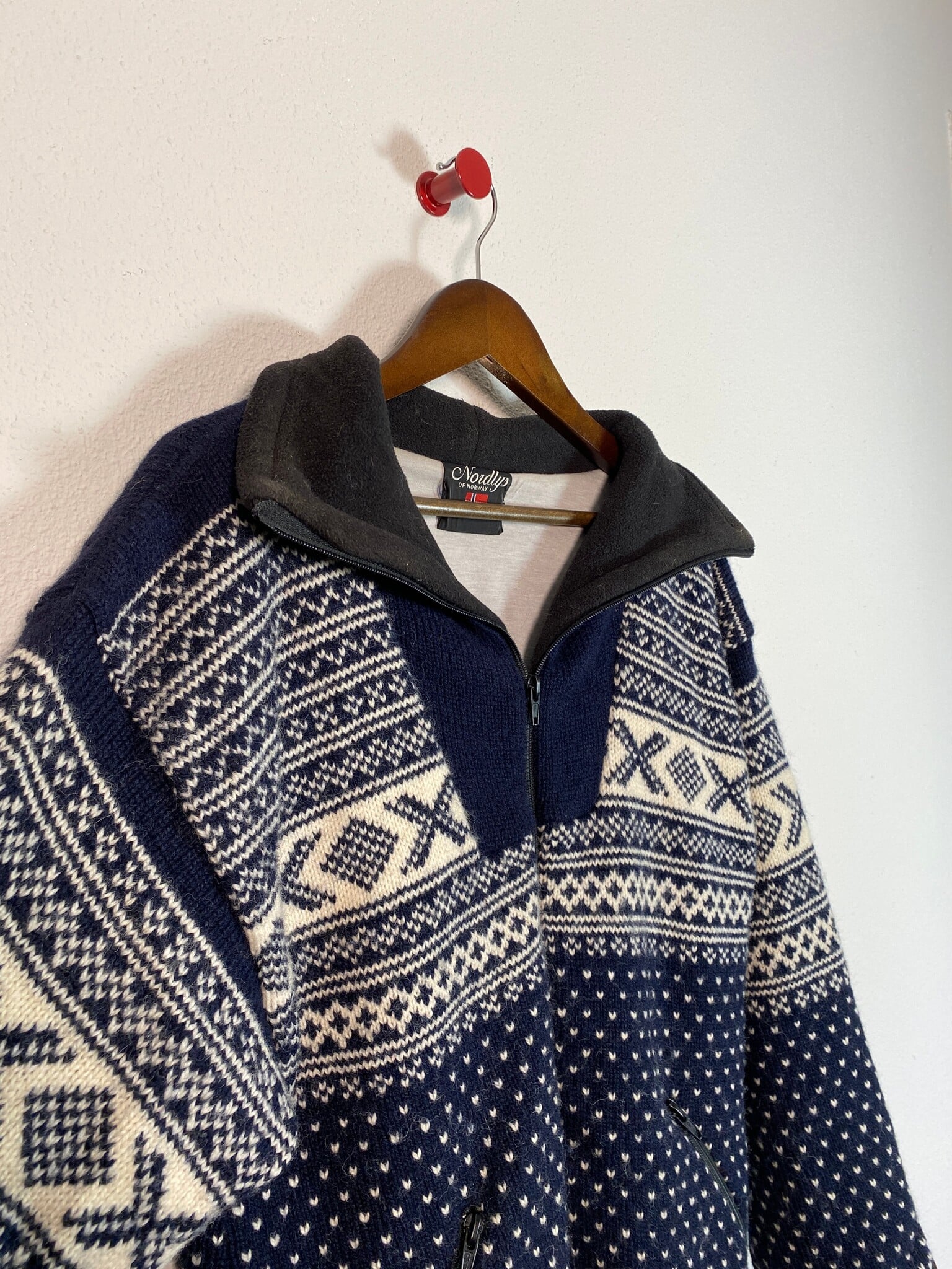 Nordlys of Norway wollen vest Noors patroon marineblauw