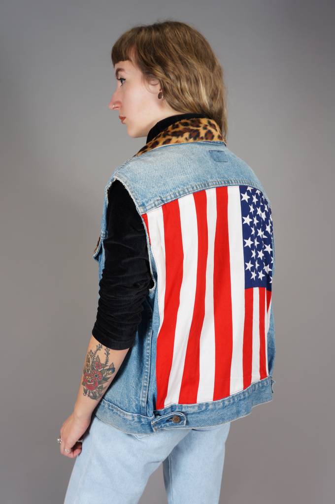 Levi's Ärmellose individualisierte Jeansjacke USA