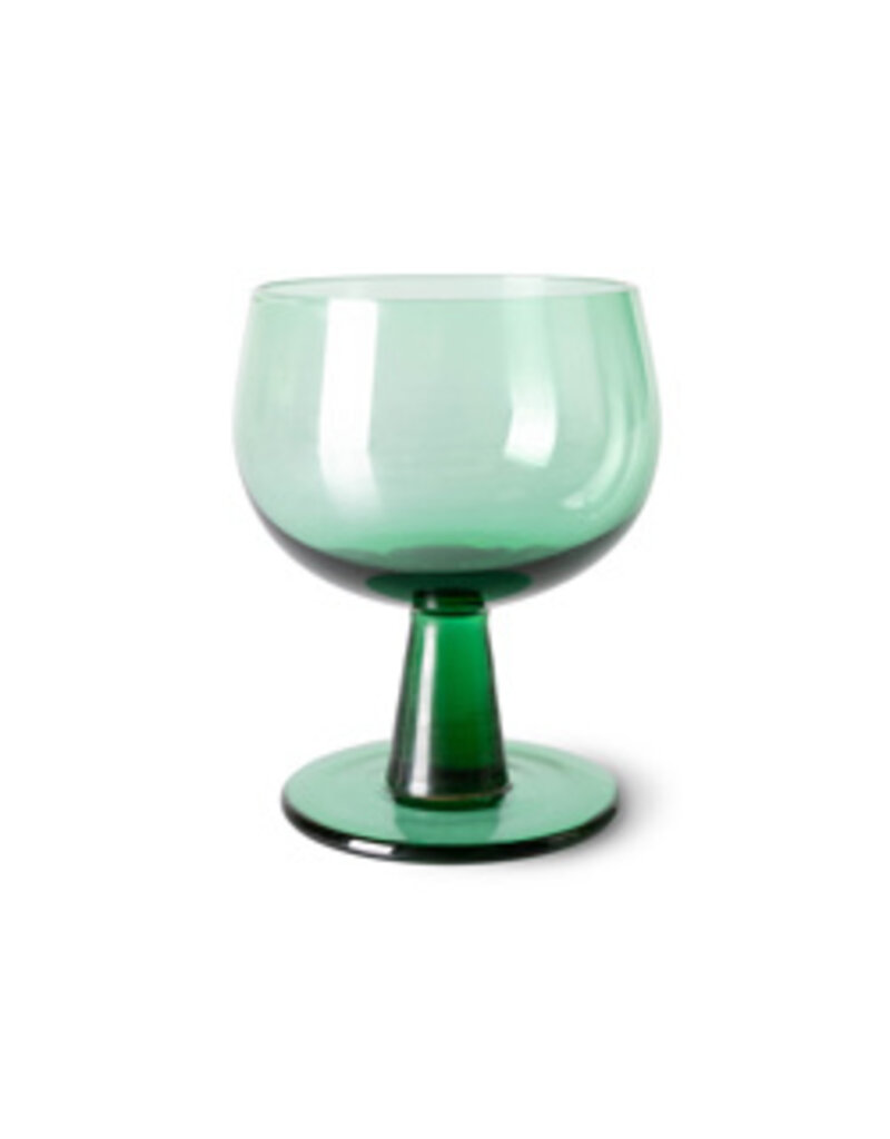 The emeralds wine glass low fern green