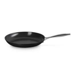 Le Creuset Essential ceramic non-stick koekenpan 30cm