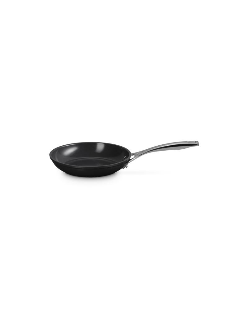 Le Creuset Essential ceramic non-stick koekenpan 24cm