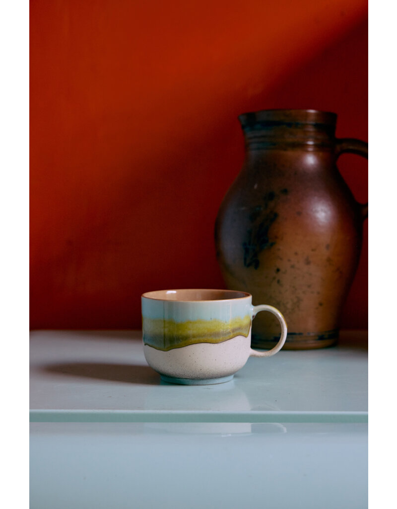 HK Tea cup GLINT