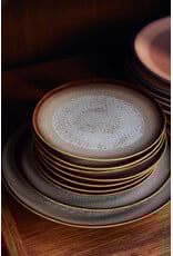 HK Dinner plate CONTRAST