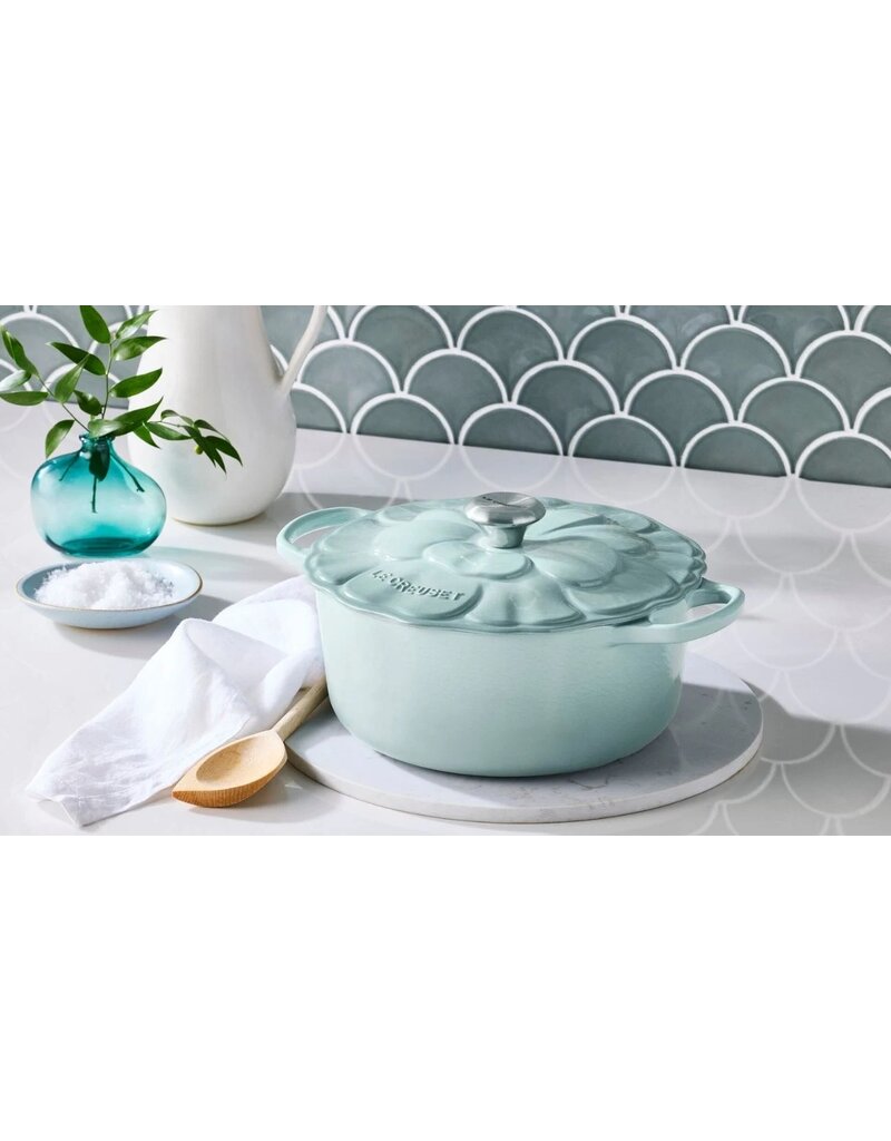Le Creuset BRAAD/-STOOFPAN 26CM BLOESEM SEA SALT