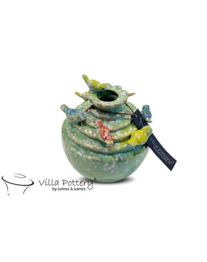 Villa Pottery  Licht Groene vogel vaas Grenada