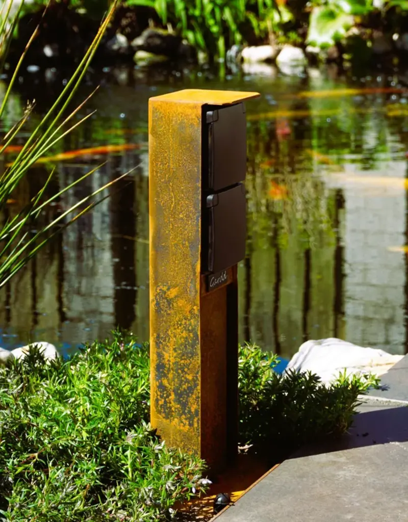 Gardd Cortenstaal stopcontact paaltje met grondanker