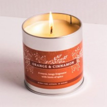 St Eval St Eval Christmas Orange & Cinnamon Geurkaars in Blikje 45 branduren