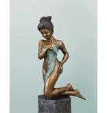 Ophelia – Bronzefigur einer sinnlichen Frau