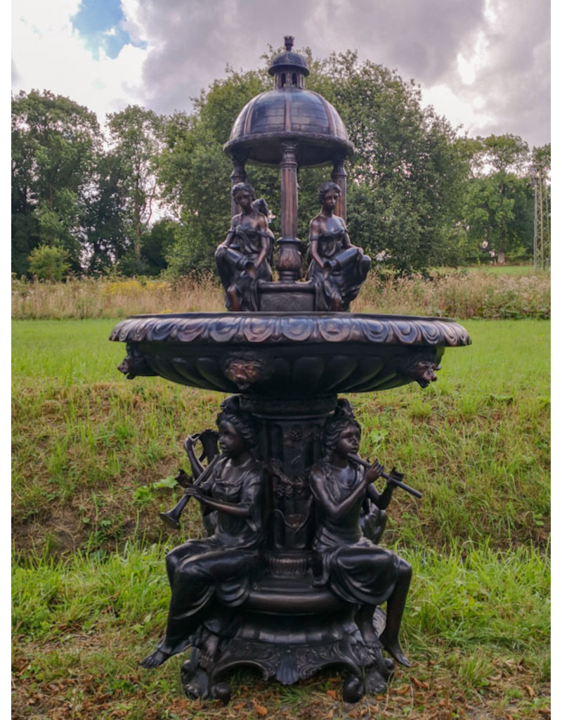 Grande Fontaine – Imposanter Springbrunnen