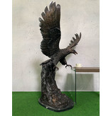 Lapis – Steinadler Bronzestatue