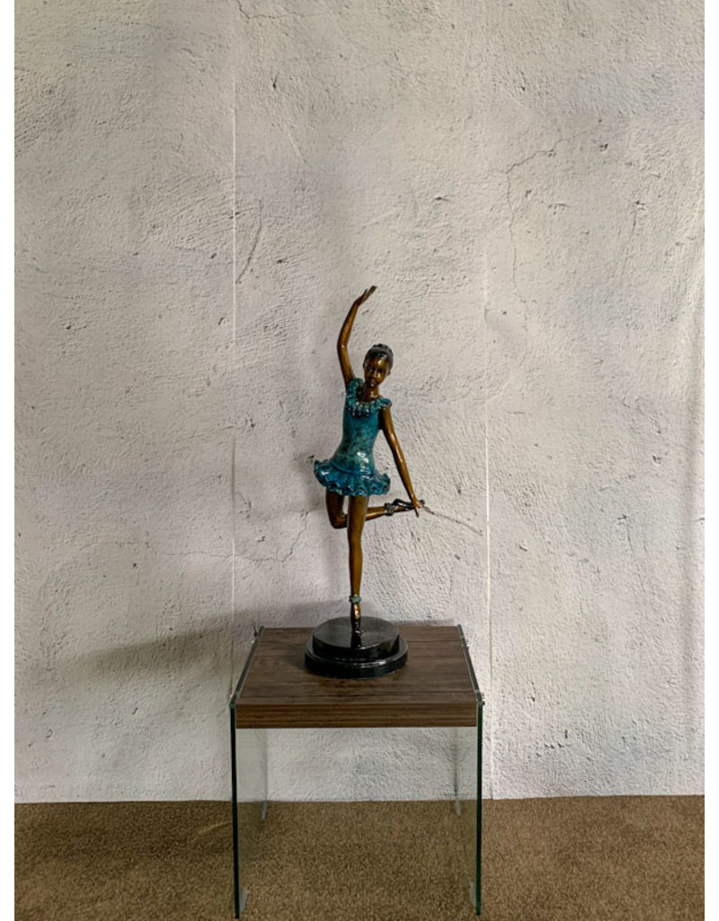 Temps Levé – Tänzerin Bronzefigur