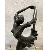 Elise – Art Deco Frauenfigur Bronze