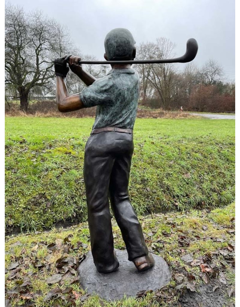 Harvey – Großer Golfspieler Bronzeskulptur