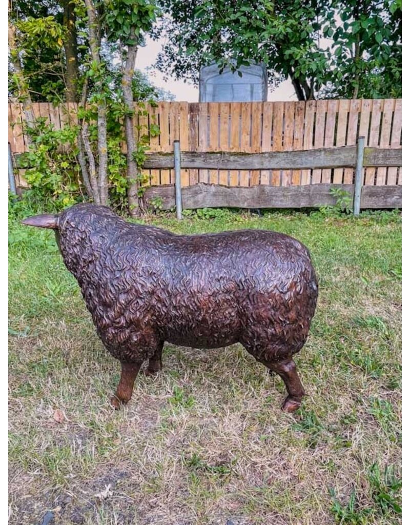 Wilma – Schaf Bronzestatue