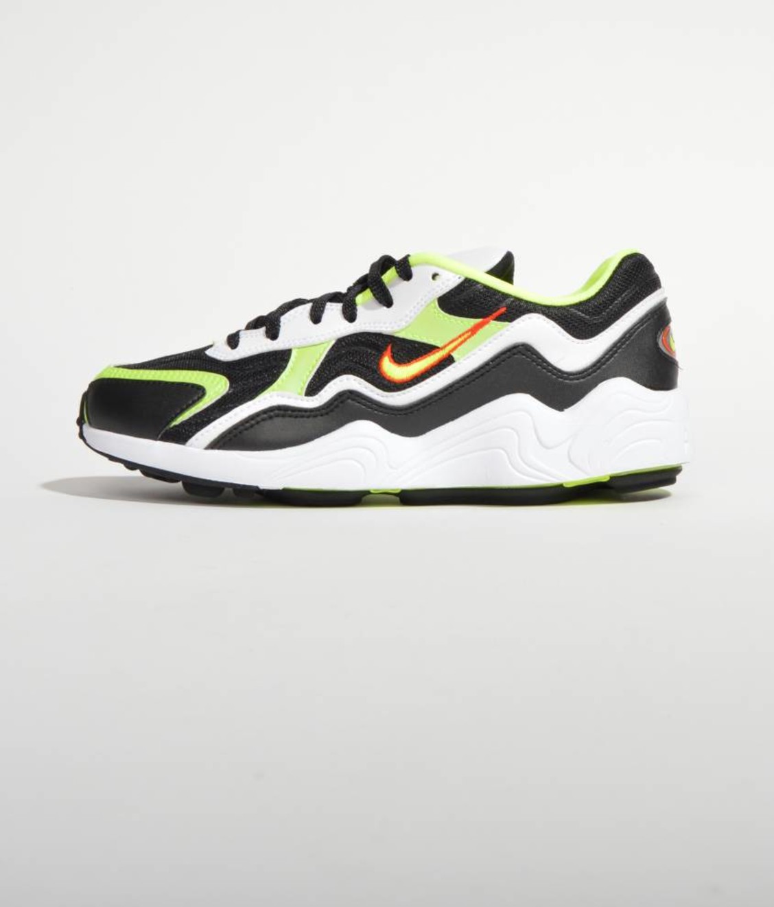 nike air zoom alpha black volt