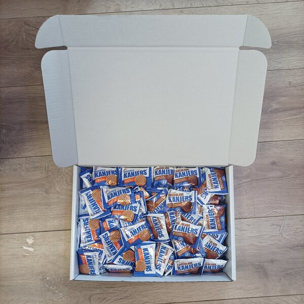 Kanjers mini Kanjers Stroopwafels Regulier + Chocolade in luxe uitdeel box  (120 pcs)
