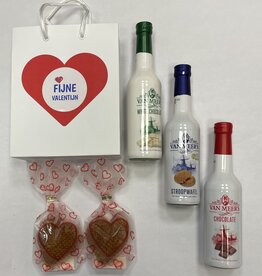 Valentine bag + stroopwafel liqueur