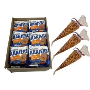28 Kanjers Stroopwafels + 3 bags of stroopwafel crumbs