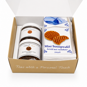 Luxury tea set with 2 types of tea and mini stroopwafels
